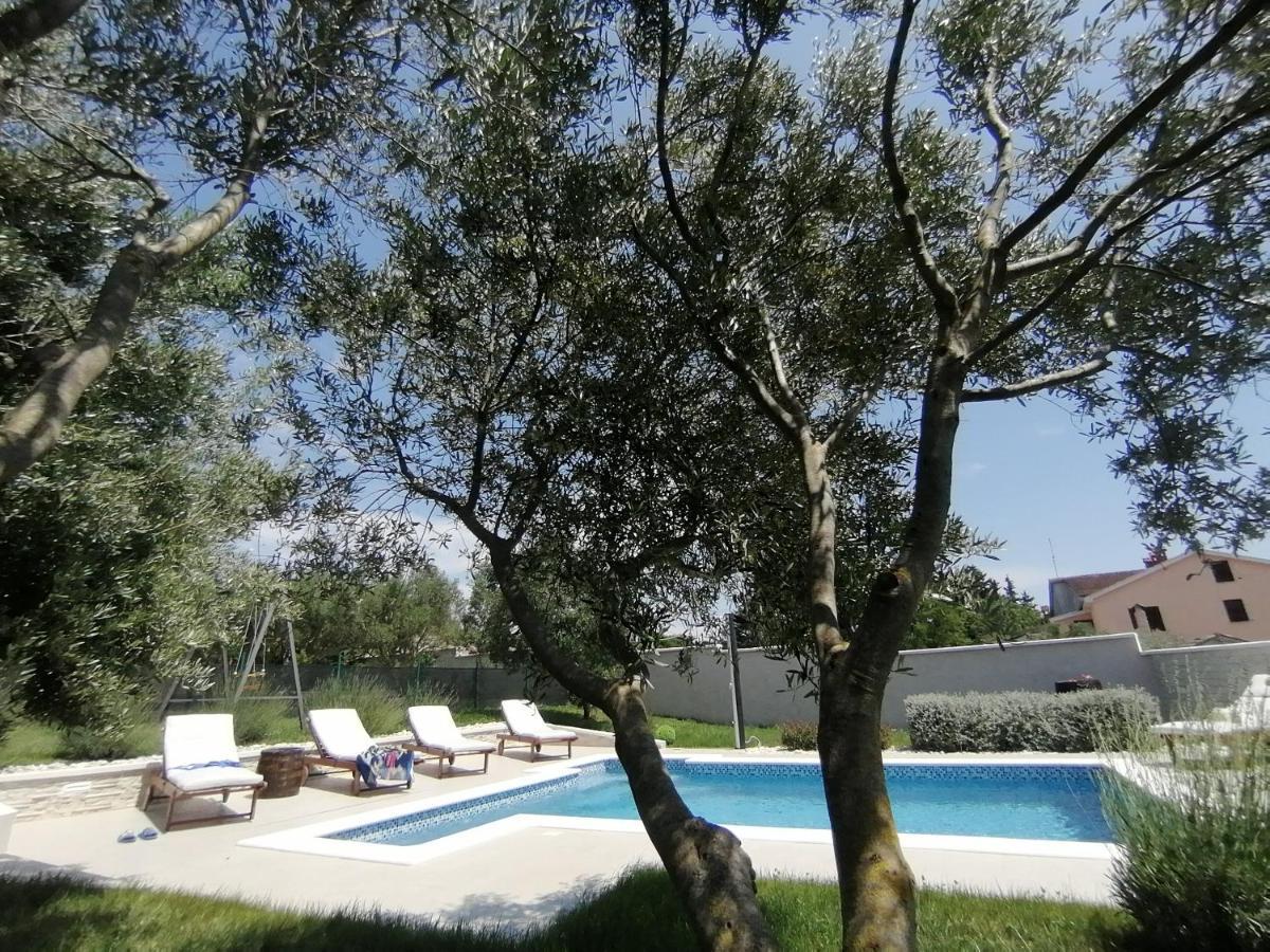 Apartment Mel&stef, Charming House, With Private Swimming Pool Ideal For Family Vacation *